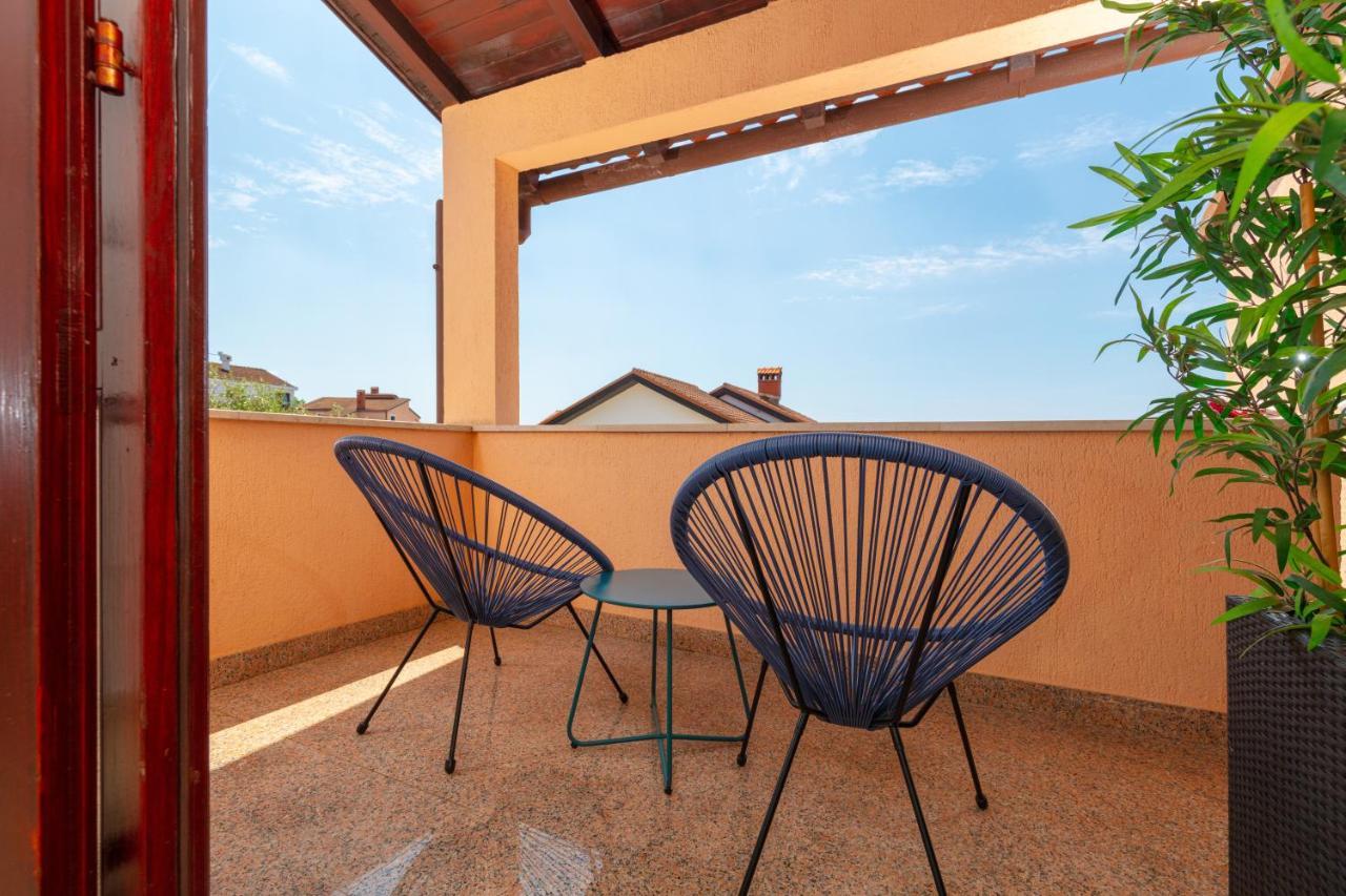 Villa Lili Pula Exterior photo